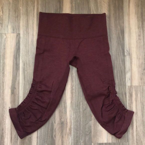 Lululemon Cropped Leggings - Picture 1 of 4